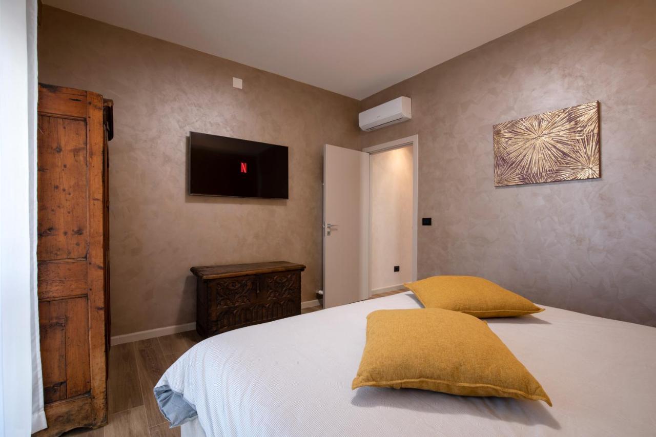 La Lupa Apartment - In The Heart Of Aosta With Car Box Dış mekan fotoğraf