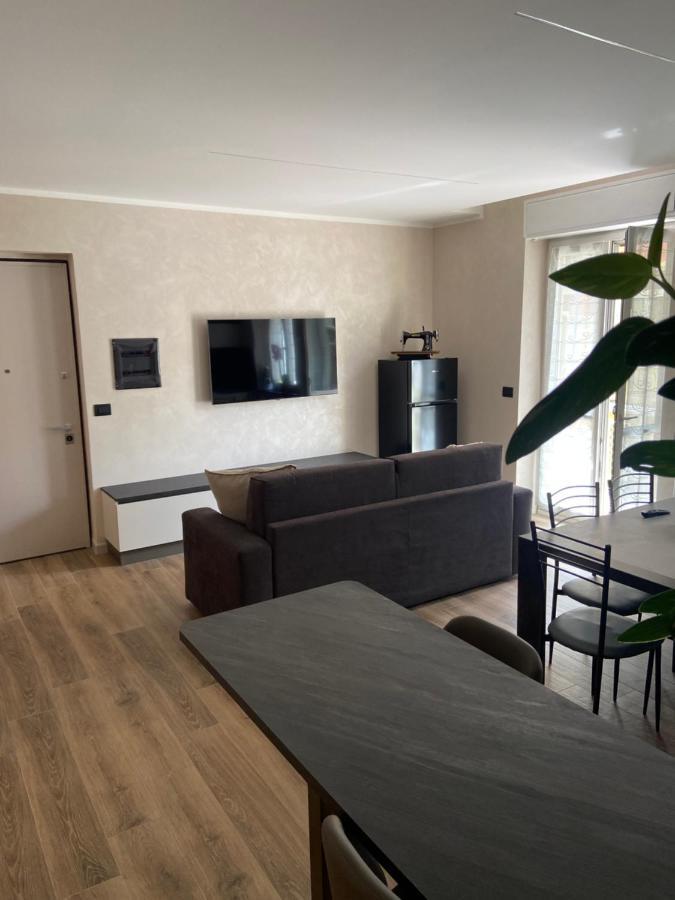 La Lupa Apartment - In The Heart Of Aosta With Car Box Dış mekan fotoğraf